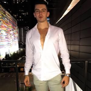 Meet your Posher, Angus